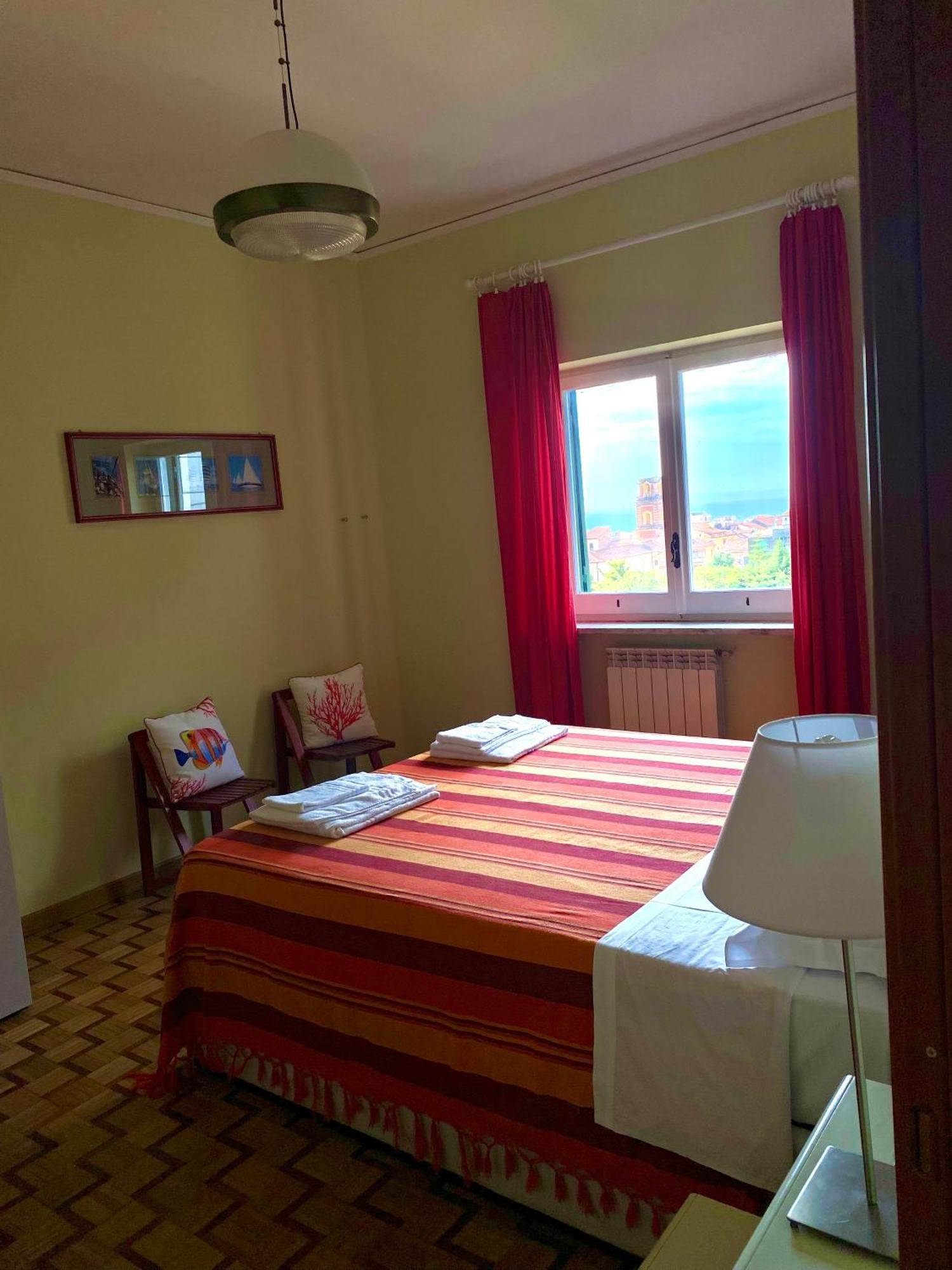 Casa Mar - Elegant Apartment With Pool And Panoramic Terrace In The Heart Of Sorrento Esterno foto